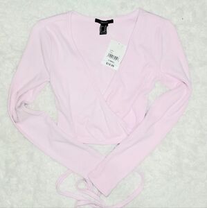 Forever 21 Pink Surplice Long Sleeve Crop Top Women's US Xtra Small! ✨️ NWT